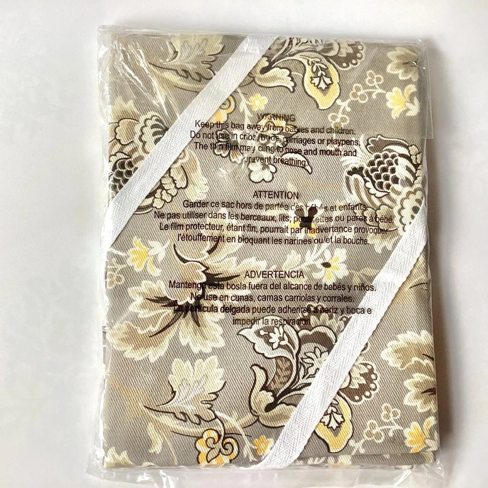 Williams Sonoma Florissant Tea Towels Set of 2 - New